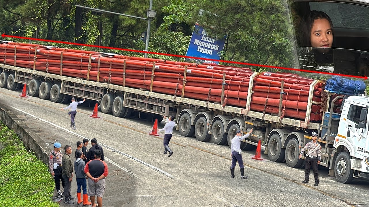 HEBOH !!! SOPIR WANITA CANTIK MELINTAS SITINJAU LAUIK, Truk Muatan Super Panjang Tampil Memukau