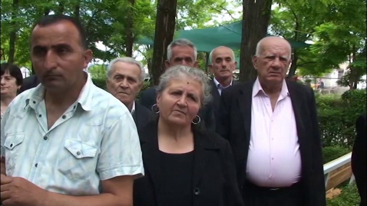 Ndue Pjeter Lala perkujton 10 mertiret e shtepise (Qypi) ne Kurbin