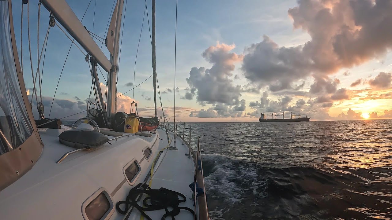 Gulf Crossing POV Sailing Galveston to Pensacola on a Beneteau 523. #yachts #sailboatlife #paroma