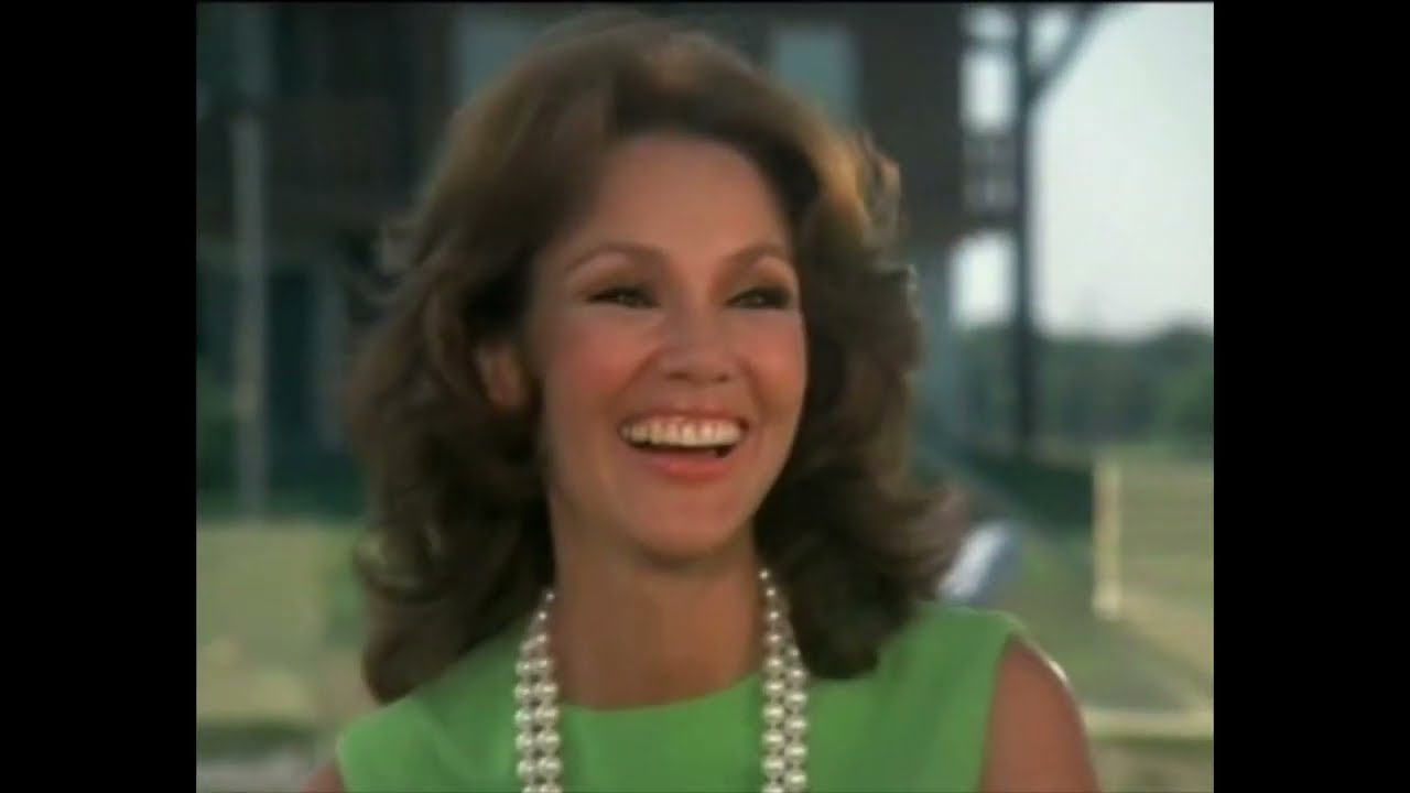 The Partridge Family - Season 3, Episode 17 - I Left My Heart In Cincinnati (1973)