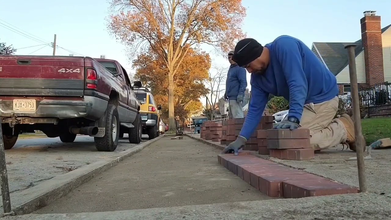 como hacer una acera (sidewalk) de ladrillo de forma practica fasil #samuray #newyork #work #usa