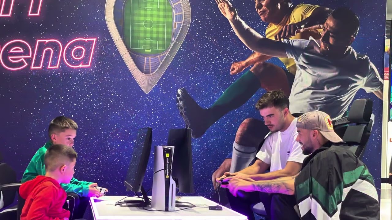 Jason and Jayden played FIFA vs FCSG players😊😍