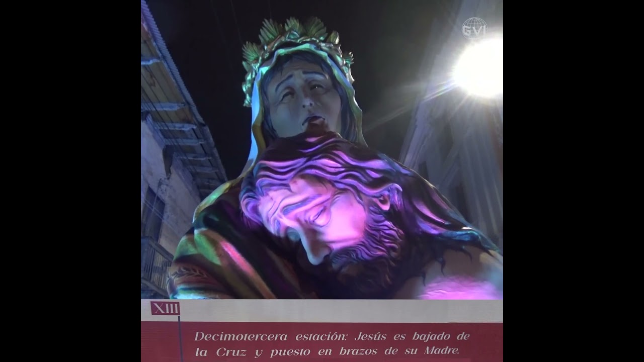 D&eacute;cimotercera estaci&oacute;n: Jes&uacute;s es bajado de la cruz y puesto en brazos de su Madre   #sendadefe