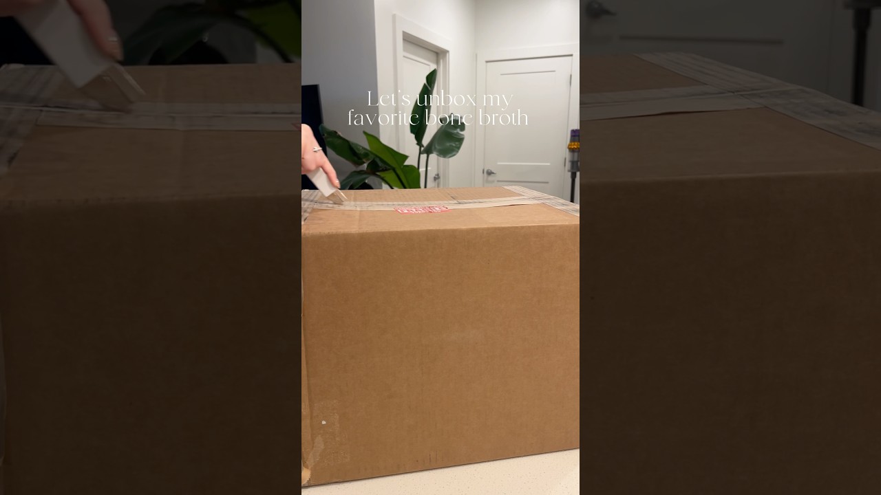 Unboxing my Crude Carnivore order 🥩🦴 #unboxing #bonebroth #hydration #petfoodtips #catmom #dogmom
