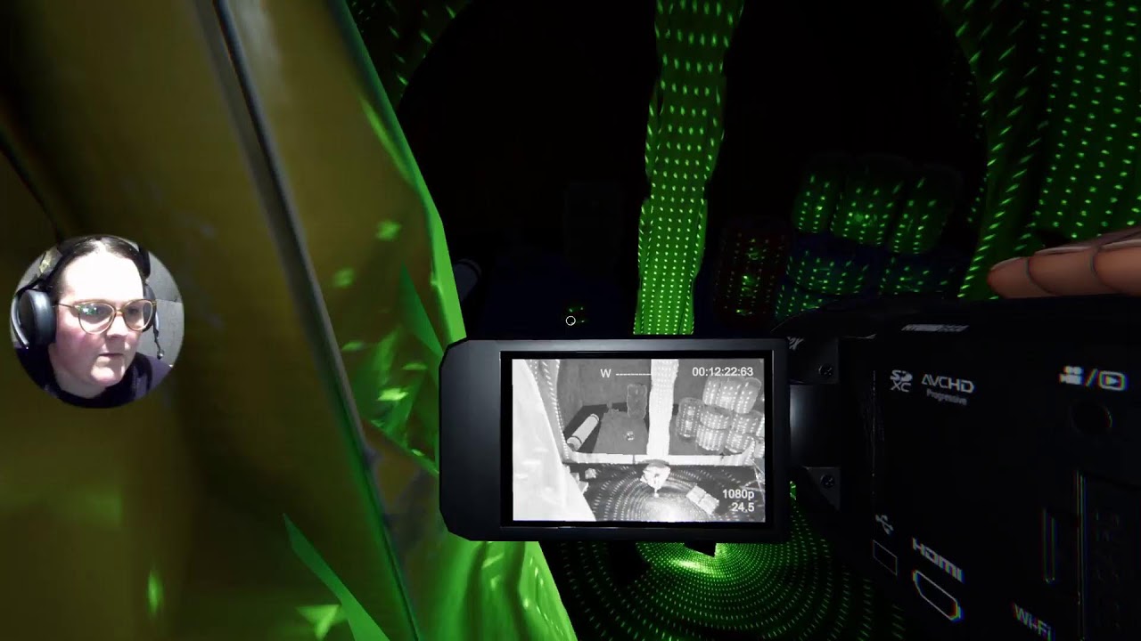 Phasmophobia, ghost hunting with me!!