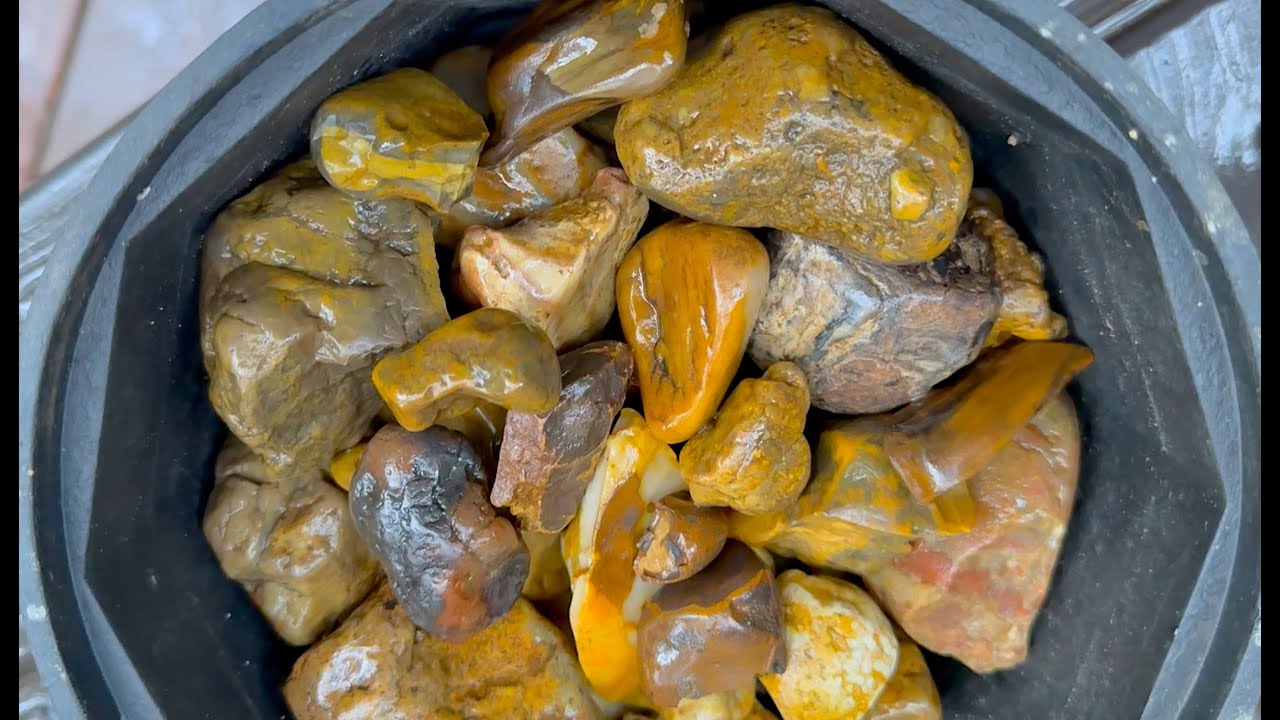Обрушивающиеся камни, грубые ледниковые породы