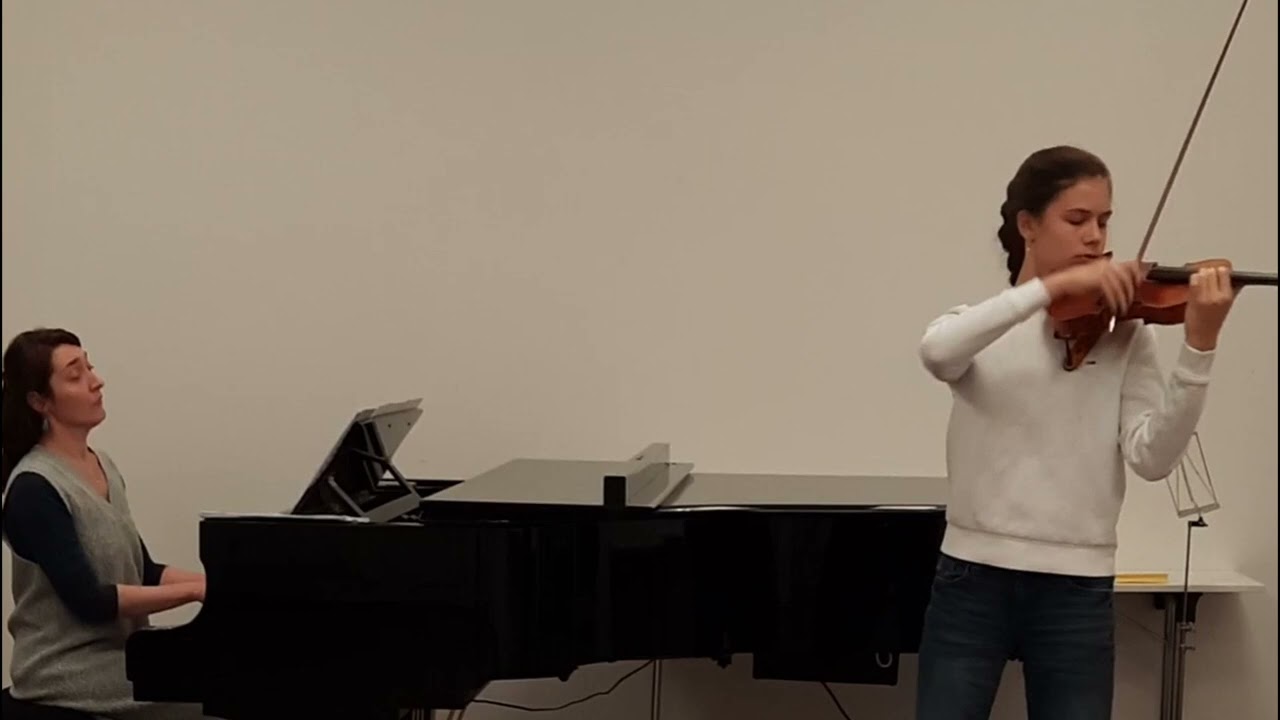Viktoria Aurelia Höck plays Edward Elgar, Salut d’amour, November 2024