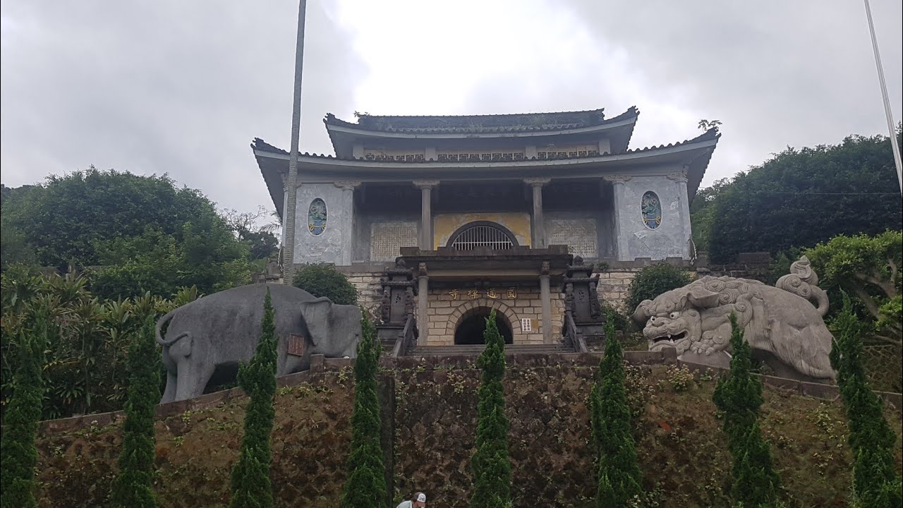 中和圓通寺 Yuantong Temple in New Taipei City, Taiwan | Traveler Ni