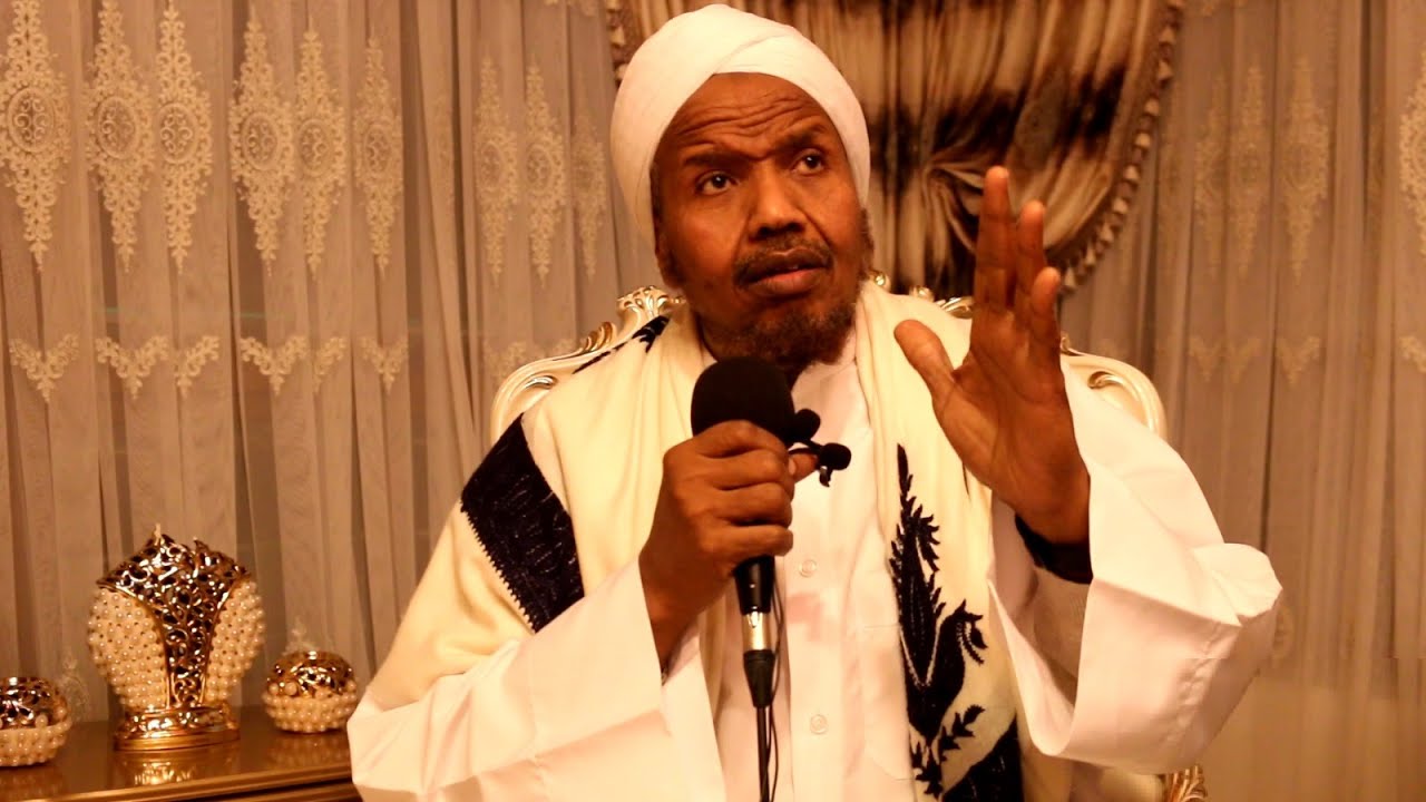 Qiso la yaab leh oo Sh  Abdirashiid Suufi ku dhacday isagoo yar / Waxaan isku daweeyay Quraanka