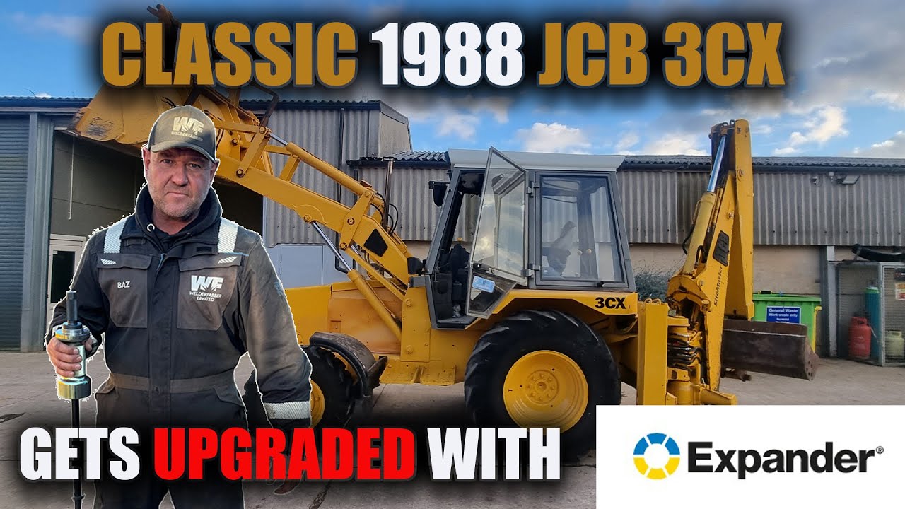 Beautiful JCB 3CX SiteMaster, Gets Pins Upgraded on Site!