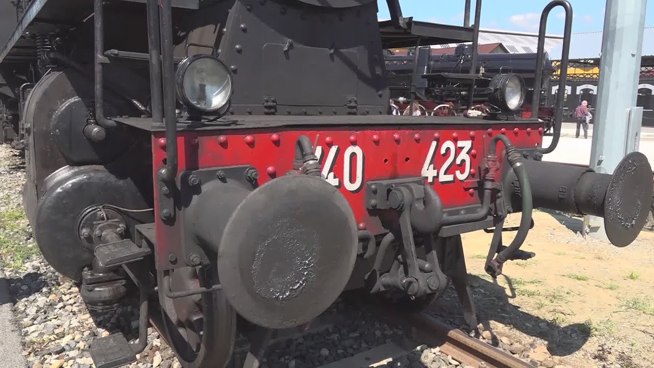 In tantissimi per l'Open Day alle officine del vapore