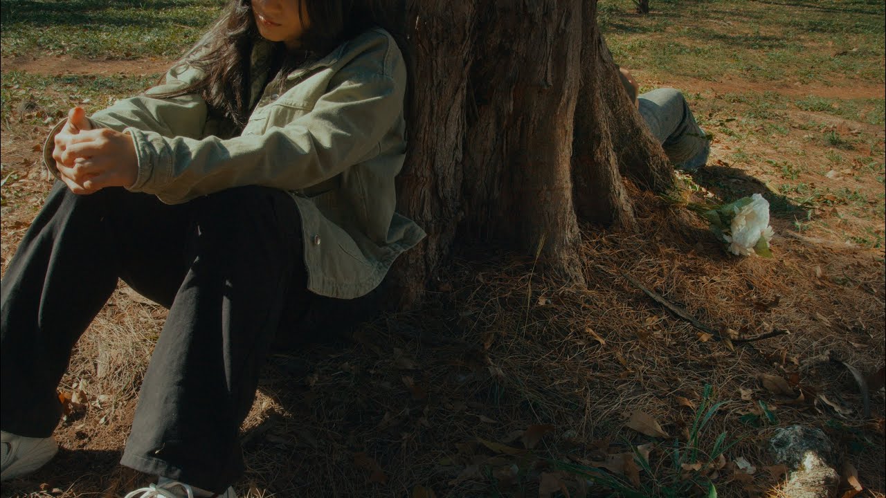 Lilo Music - Reina sin Corona (Video Oficial) | SE&Ntilde;ALES EP
