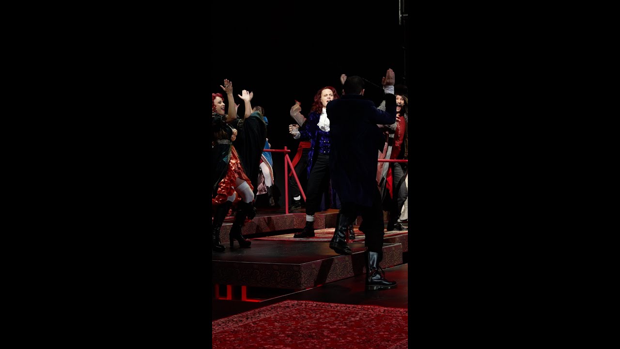 KOMET NATASCHA, PIERRE UND DER GROSSE KOMET VON 1812 im Musiktheater! ☄️