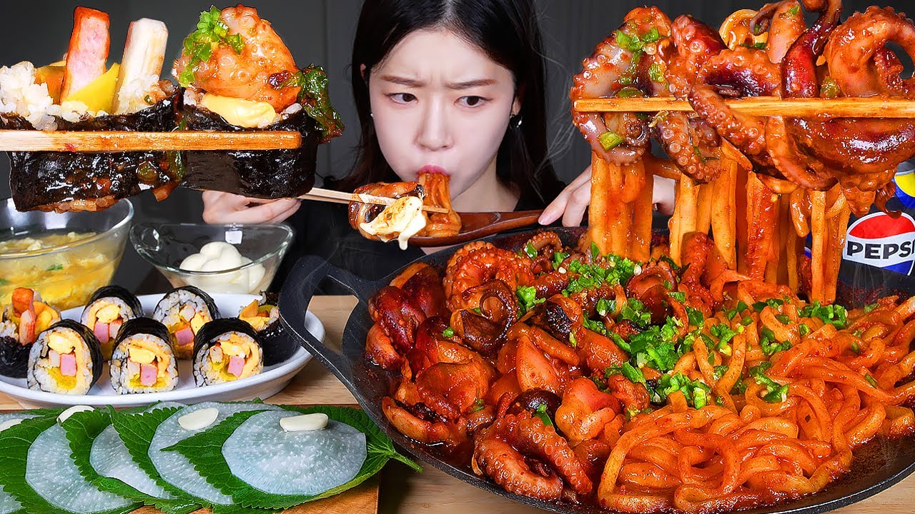 ASMR MUKBANG | Острый жареный осьминог 🐙 Сырный кимбап, яичный суп и сырный соус для фондю 🔥