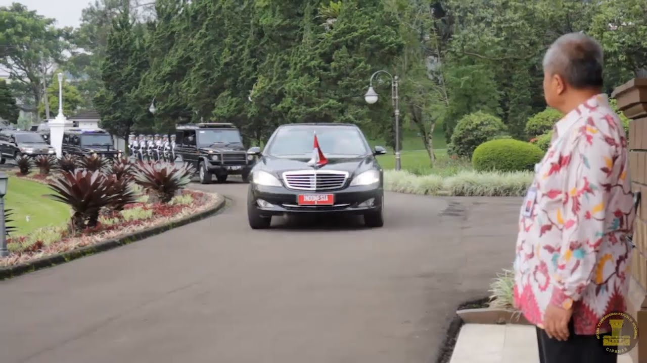 Presiden Jokowi singgah di Istana Kepresidenan Cipanas