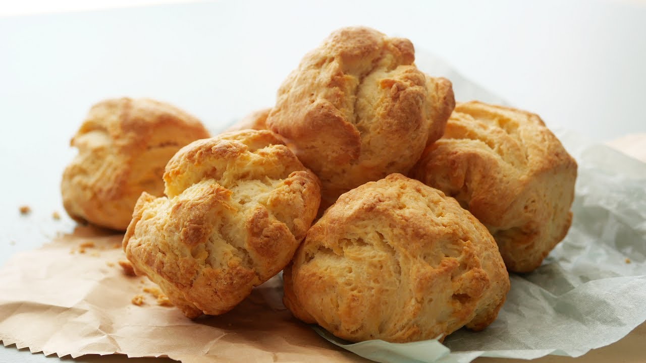 きっちり焼き切る!基本のバタースコーン外はカリカリざくざく、中はほわほわ♡ | Butter sugar scones