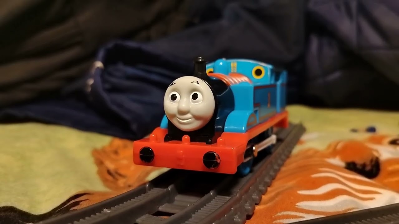 Thomas y sus amigos canción es una lomotora genial 🚂🚃🚃🚃