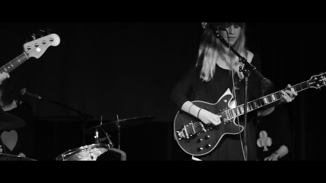 Try a little bit harder - live at Grand, Malm&ouml;