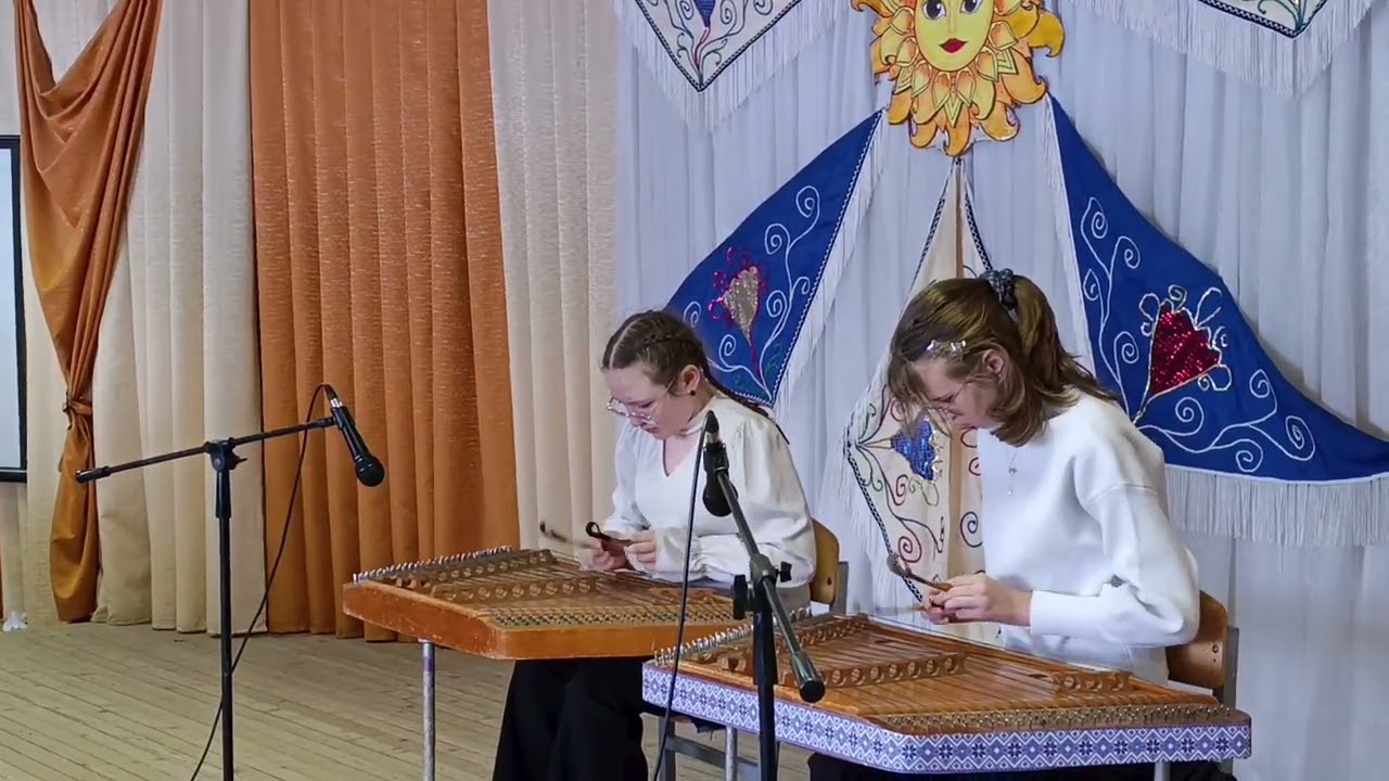 Дуэт цимбалистов Пригарина Ульяна и Коцуба Яна