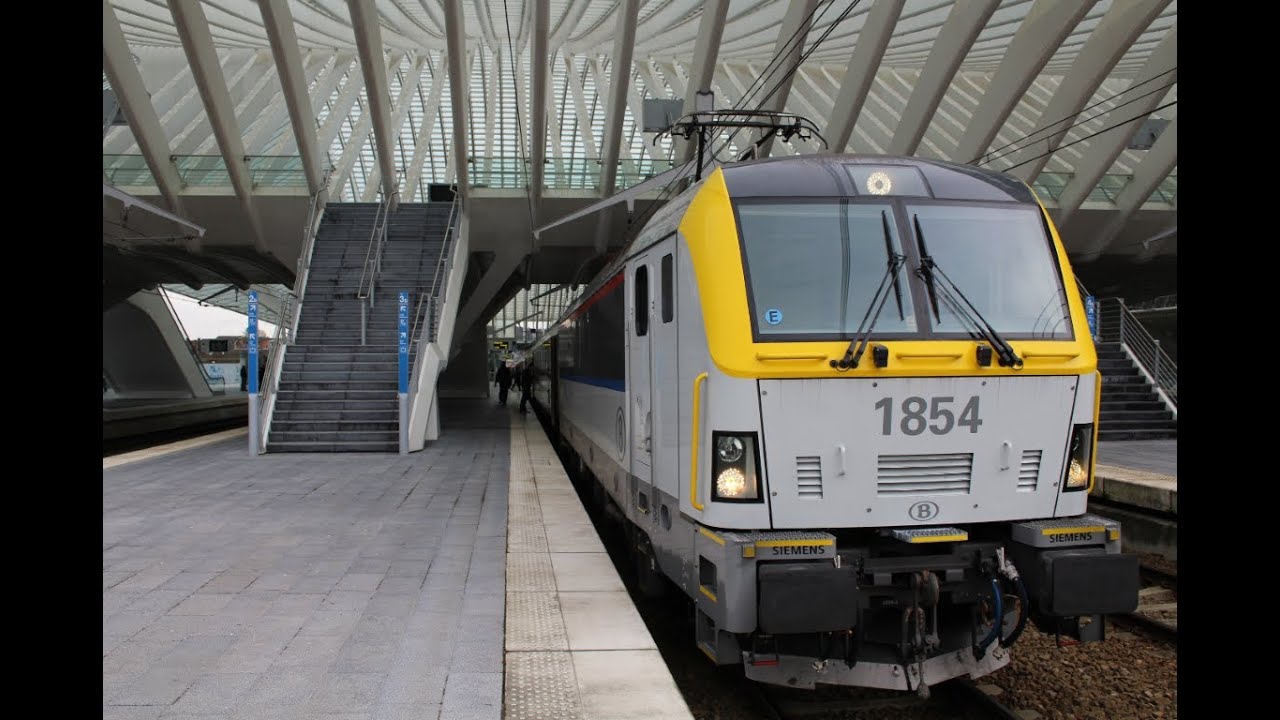 Treinen op Station Liège-Guillemins - 4 januari 2014