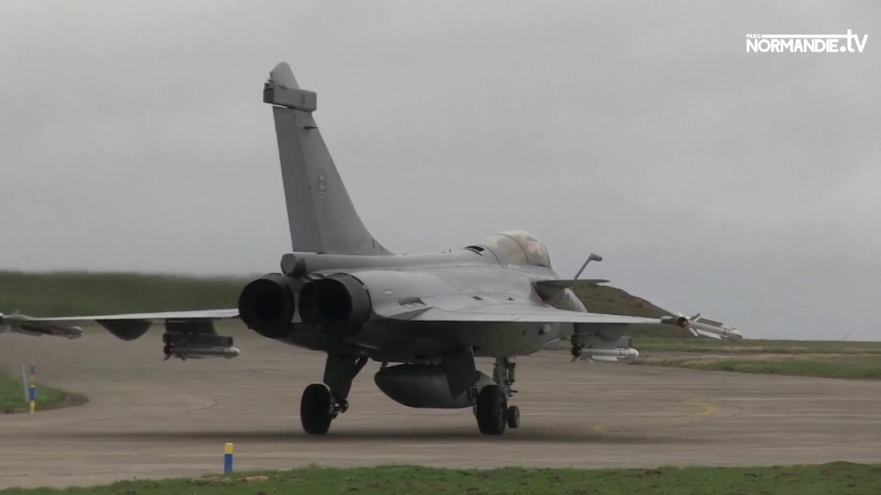La base 105 se met en chasse