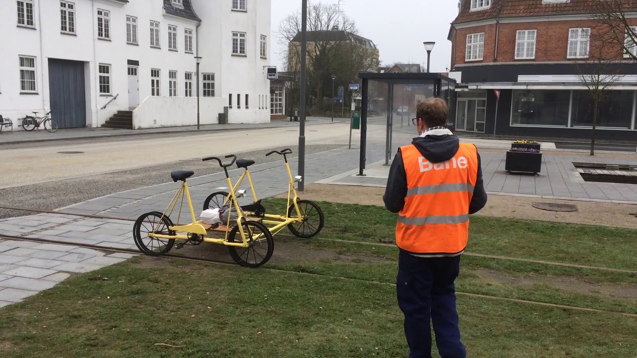 På skinnecykel over Fyn