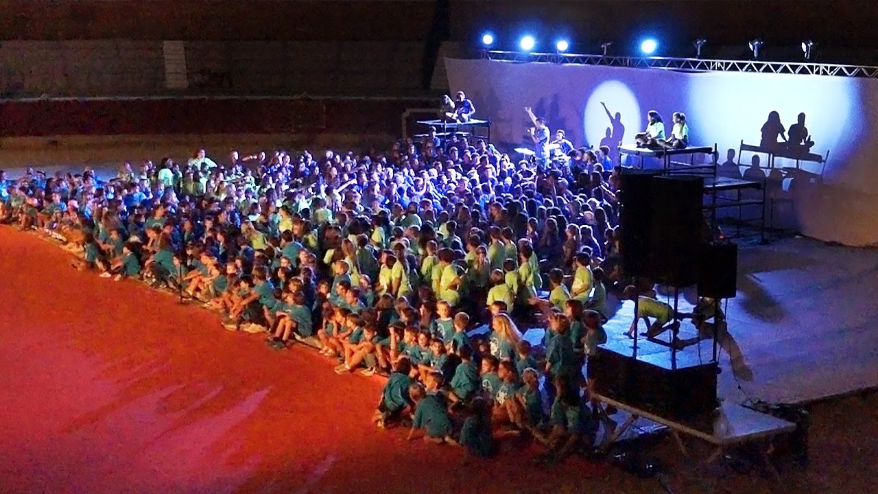 Deutsche Schule Málaga & The Young Americans (2016)