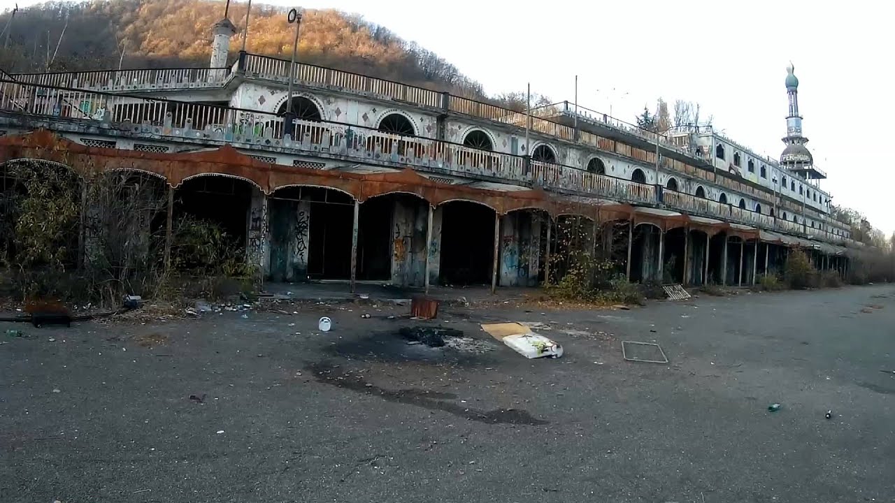 Consonno - La città fantasma (Salita sulla torre)