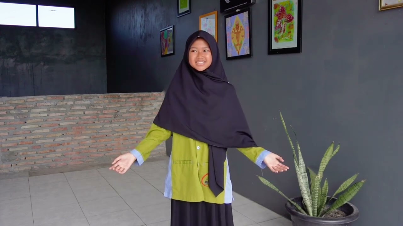 Speech Nisrina Naziifah SMP IT AL MANAR