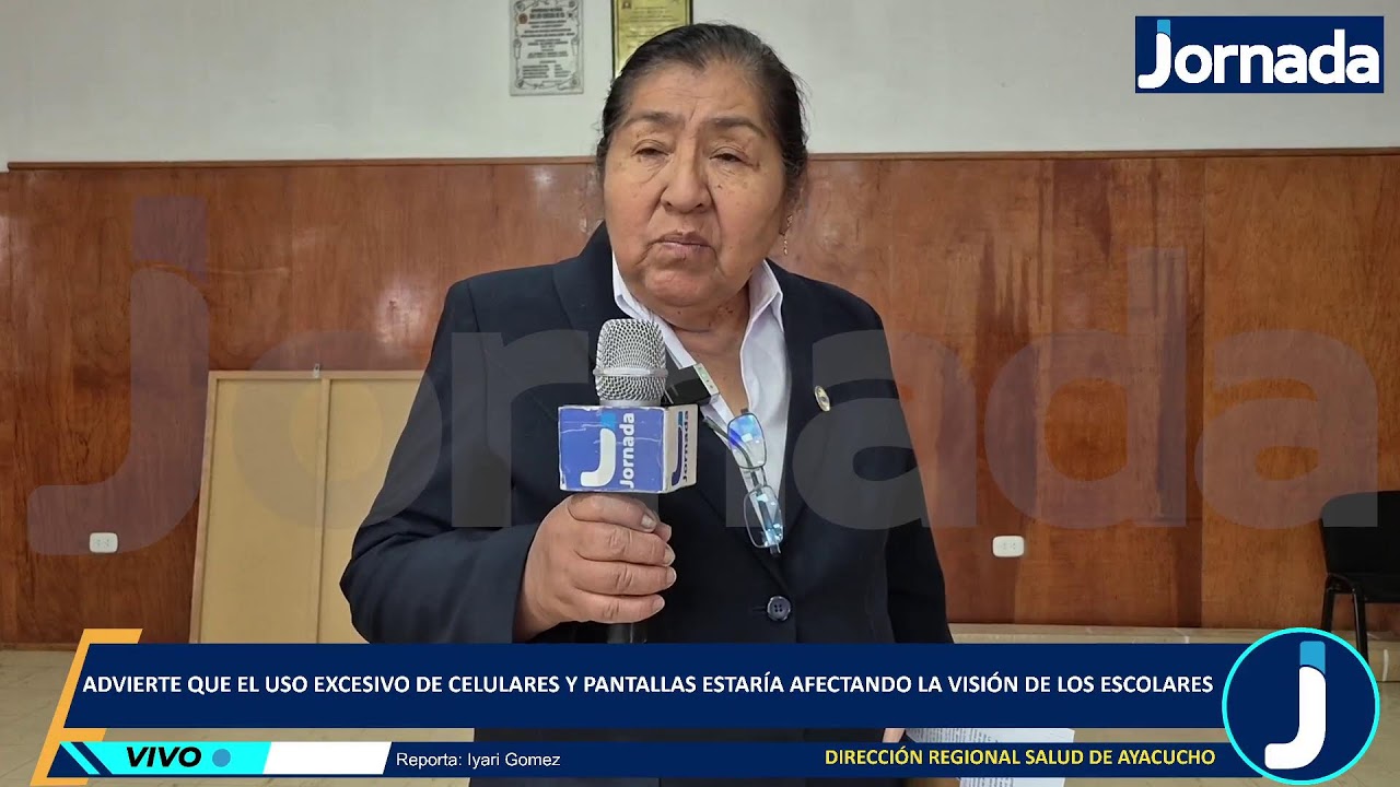 Advierte que el uso excesivo de celulares y pantallas estaría afectando la visión de los escolares