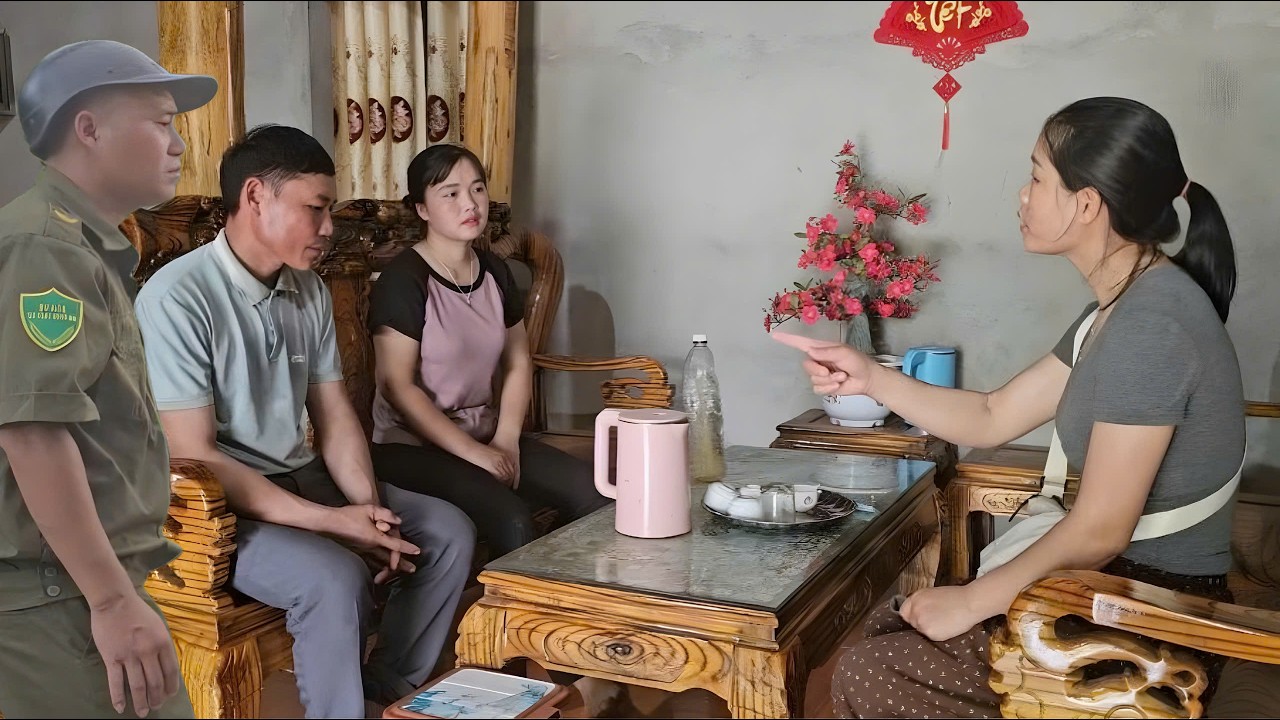 She was furious when she found her husband, only to discover him with another woman.