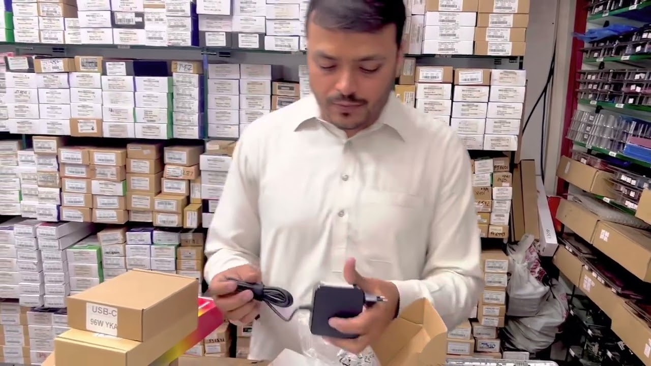 All Laptop Parts available Lahore | laptop Battery keyboard lcd screen wholesale dealer shop