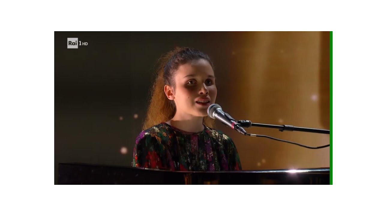 Hallelujah (di Leonard Cohen)  - Frida Bollani Magoni (Roberto Bolle - Danza con me - 2022)
