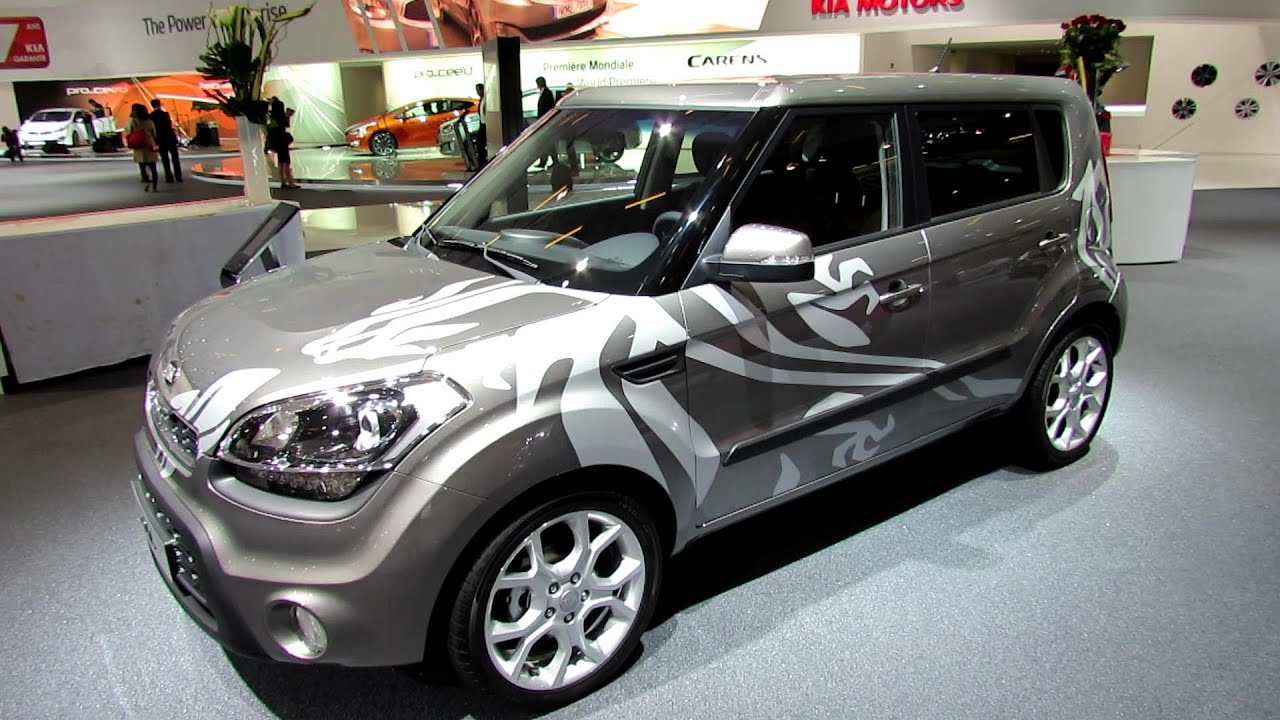 2013 KIA Soul Sport Diesel - Exterior and Interior Walkaround - 2012 Paris Auto Show