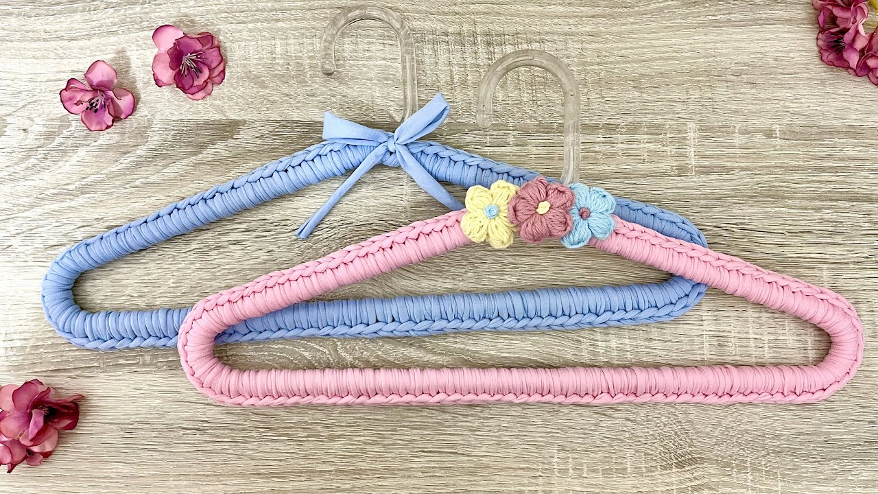 Cabide forrado de crochê! Lucre muito com essa ideia!!! Crochet hanger/Percha de ganchillo