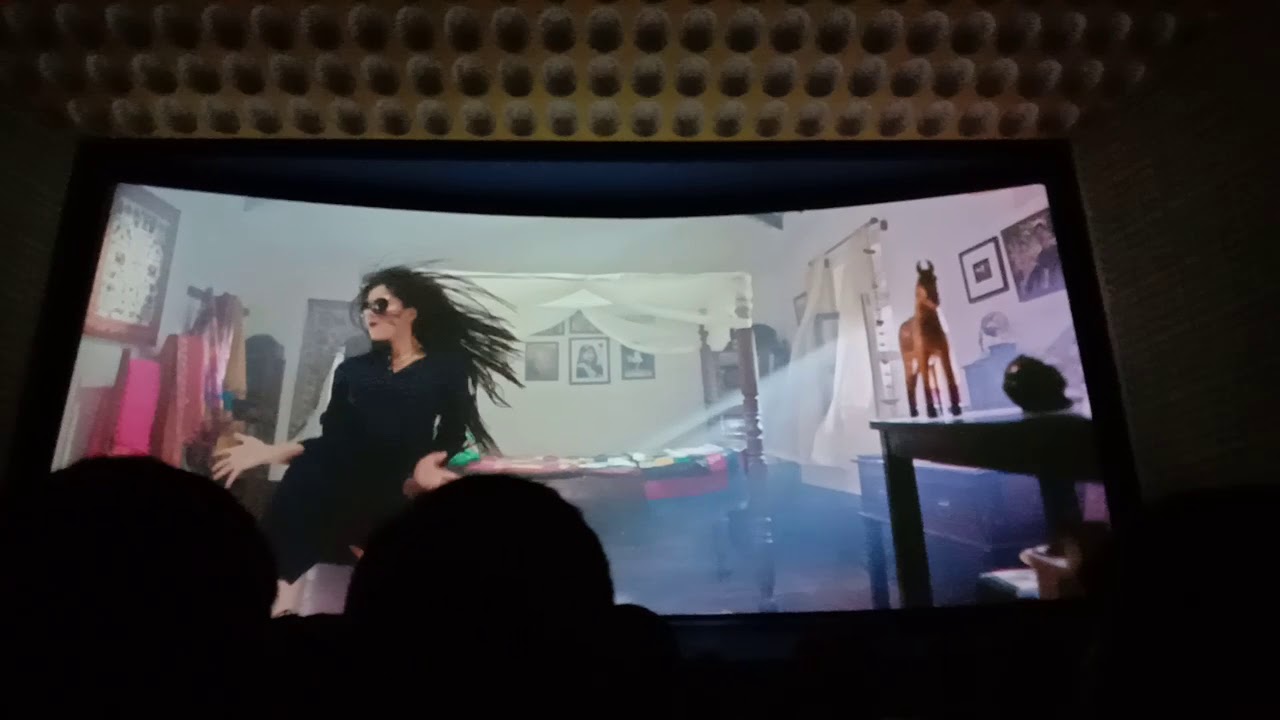 Yajamaana movie