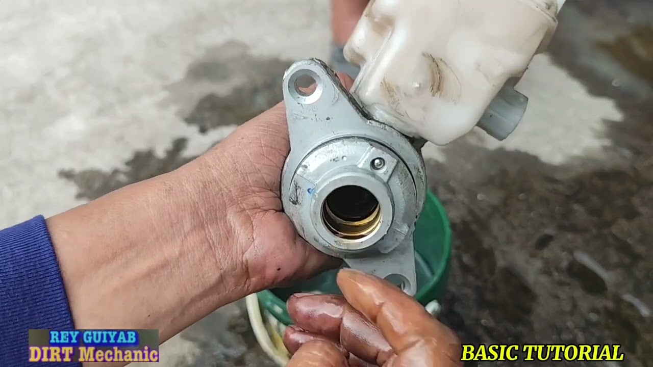 TOYOTA RUSH Part1:  Pag umapak sa brake pedal biglang lusok katakot naman. | DIRT MECHANIC