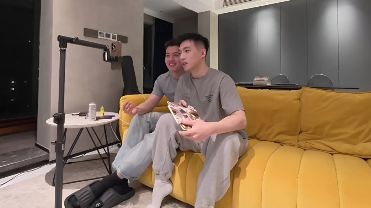 傲嬌0與肌肉猛1平淡幸福的一日丨🌈夫夫潘潘和大發 [SUB]