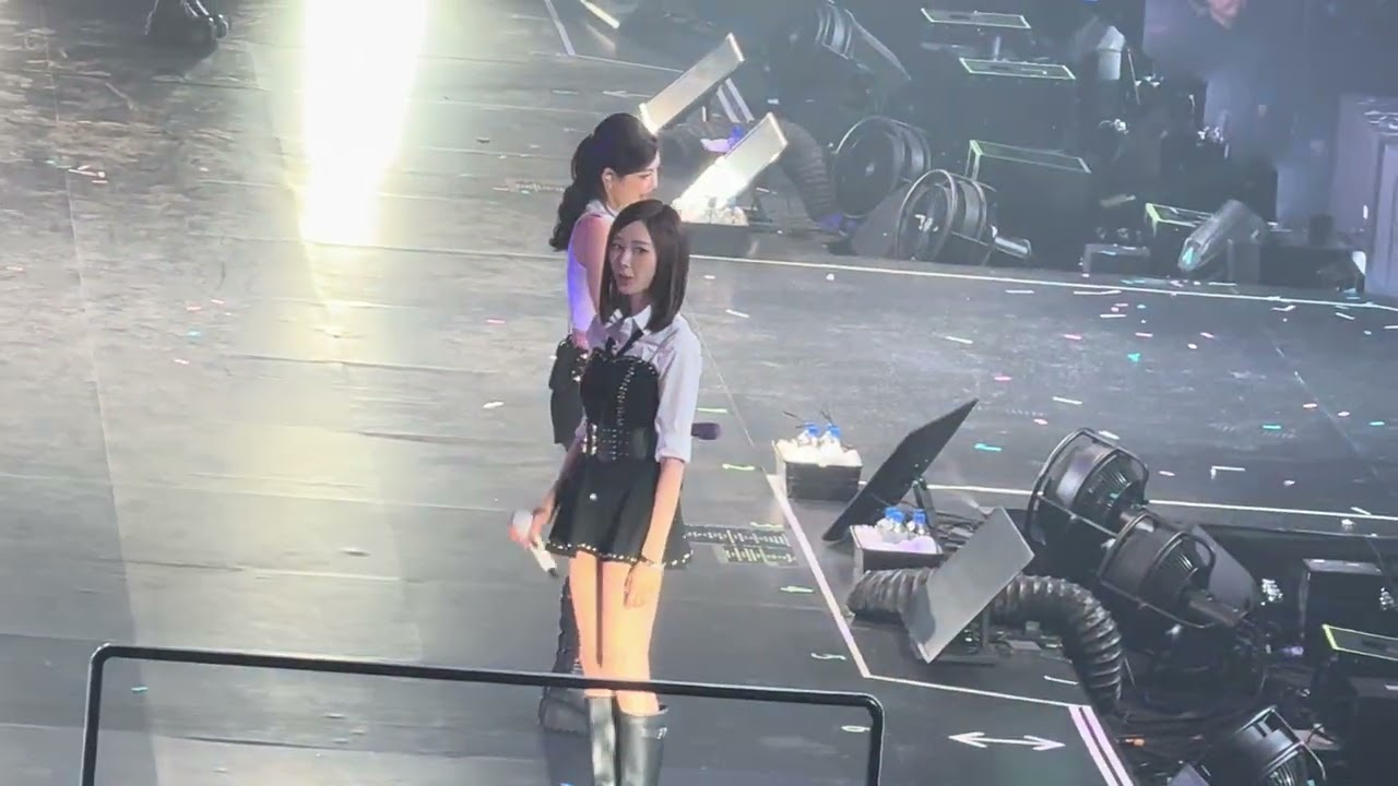 2025-26 aespa LIVE TOUR SYNK: aeXIS LINE IN HONG KONG Day 2 'Next Level'