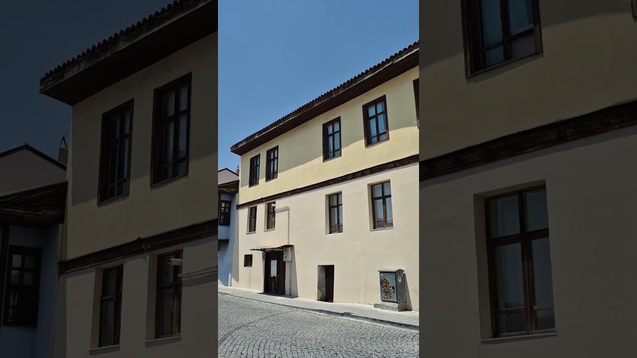 Tarihi Eski Uşak Evleri