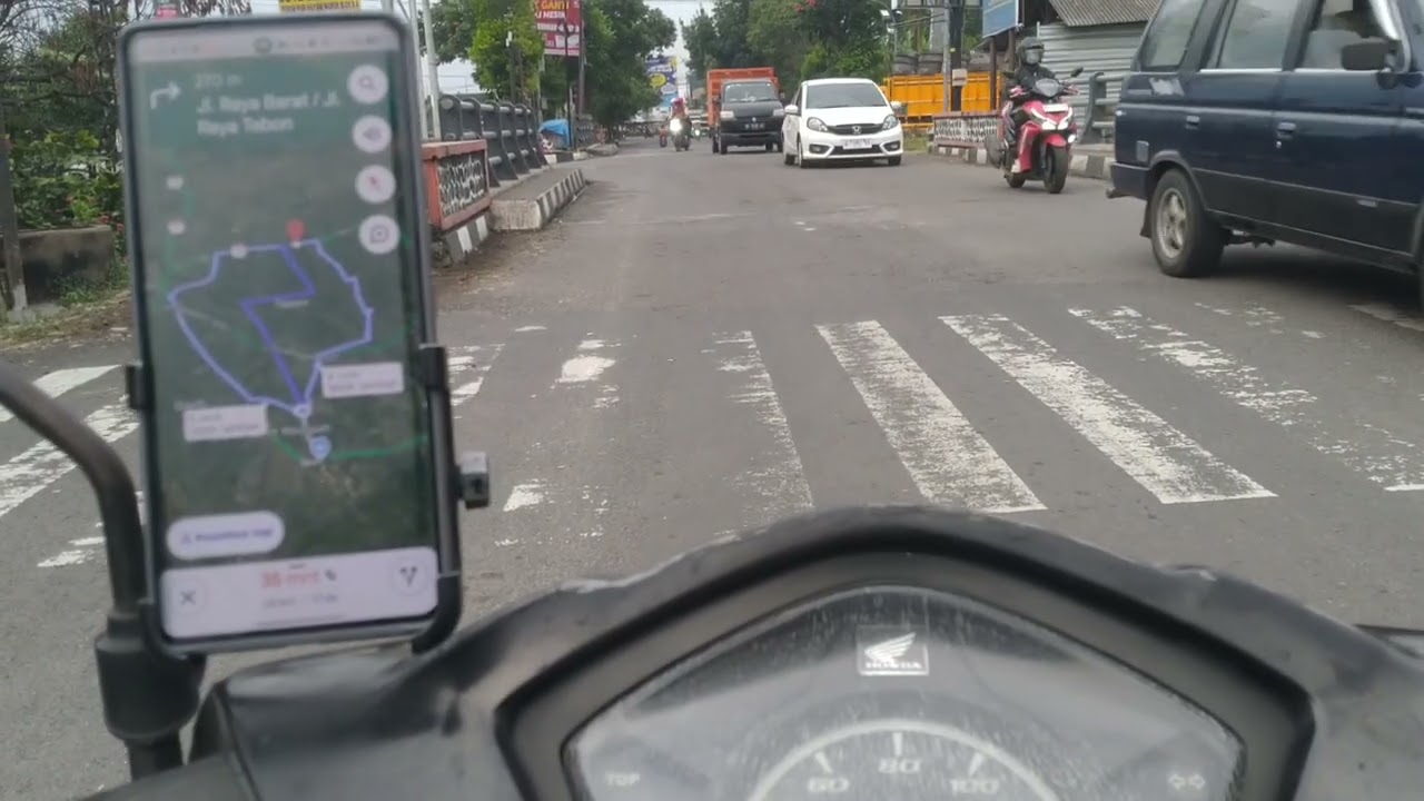 Pertigaan Terminal Maospati Otw Padas 