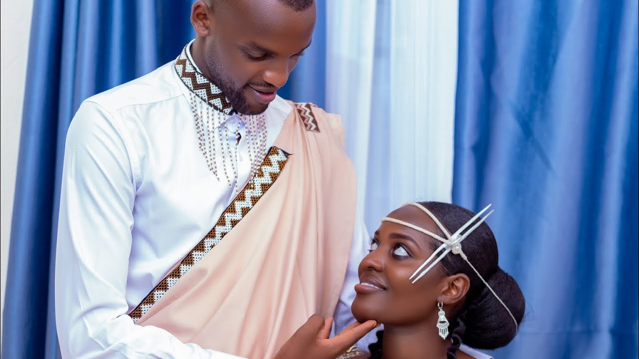 Okuhingira Umwari #bahima #kuhingira #rwandagiveaway