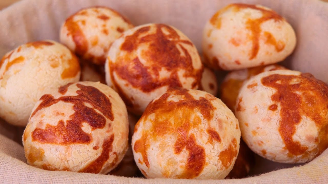 PÃO DE QUEIJO FÁCIL E CROCANTE COM POLVILHO AZEDO | PÃO DE QUEIJO CASEIRO SIMPLES E TRADICIONAL