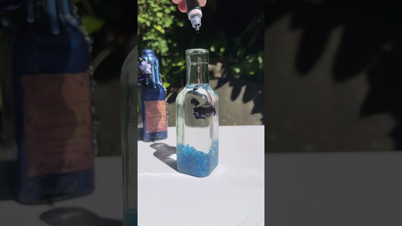 Making my new Night Bloom Elixir decorative potion bottle, up now in my shop!