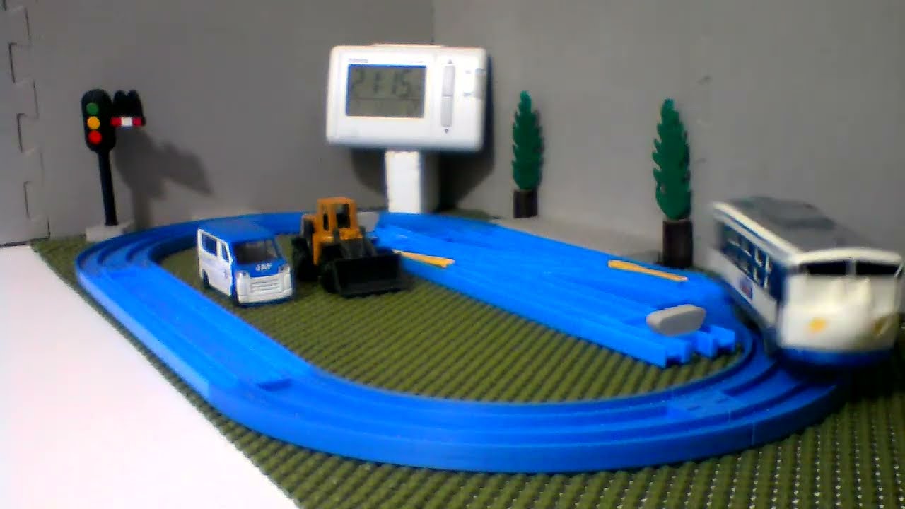 【自動運転】＜狭小レイアウトLIVE＞ クラシック音楽♪ ＆ JR四国 予土線の車両 [260201]