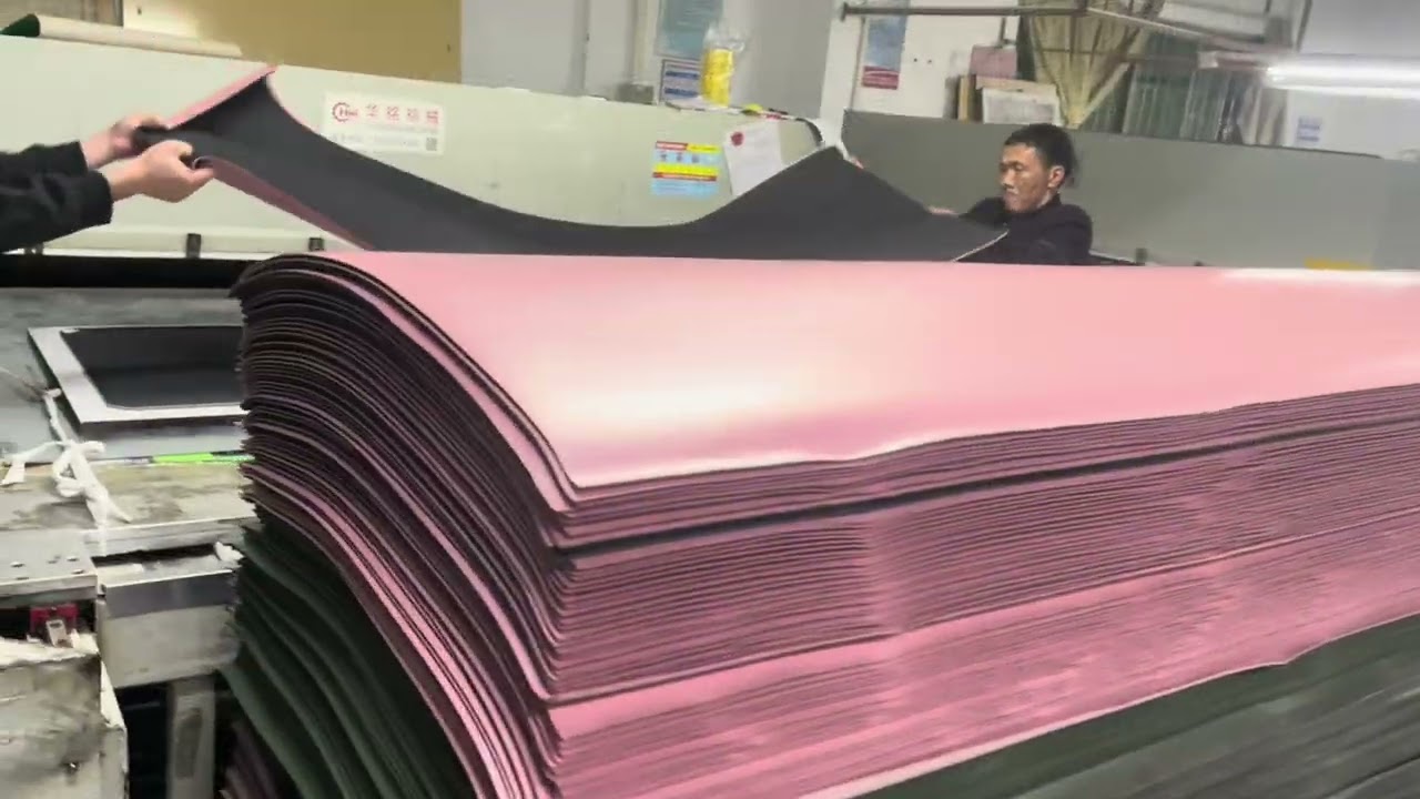 Yoga Mat Production: Materials, Colors, and Custom Designs Unveiled