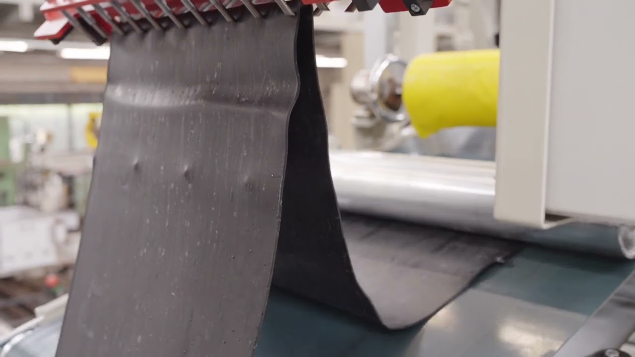 Rubber batch off, fully automated.