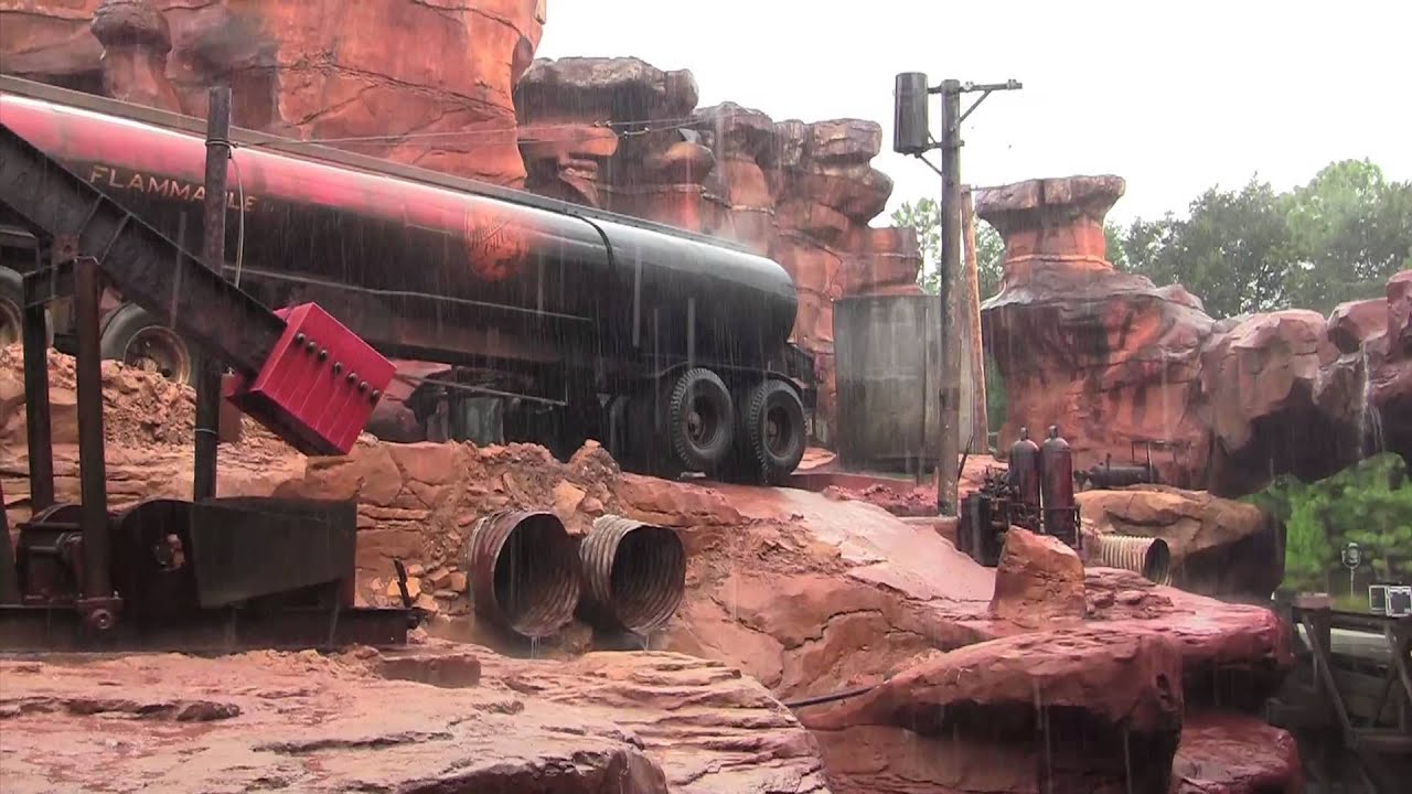 Backlot Tour tribute with Catastrophe Canyon at Disney's Hollywood Studios, Walt Disney World