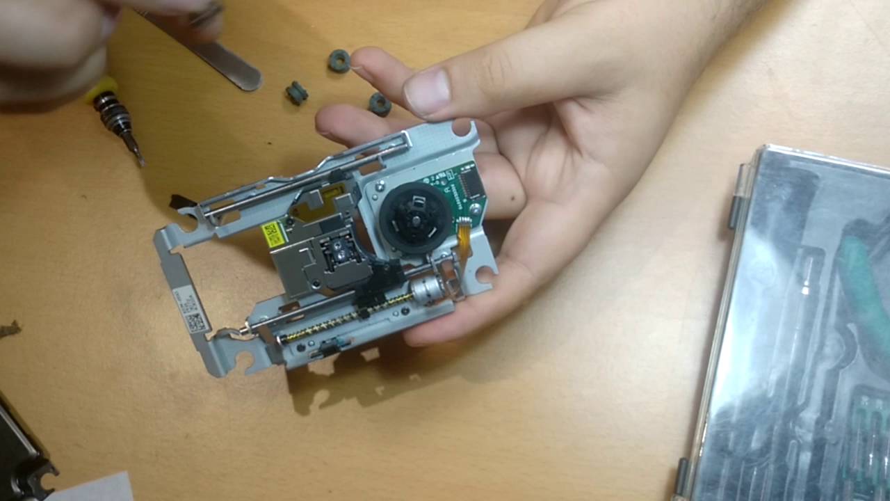TUTORIAL | Cambio lente PS3 Super Slim Kes-850