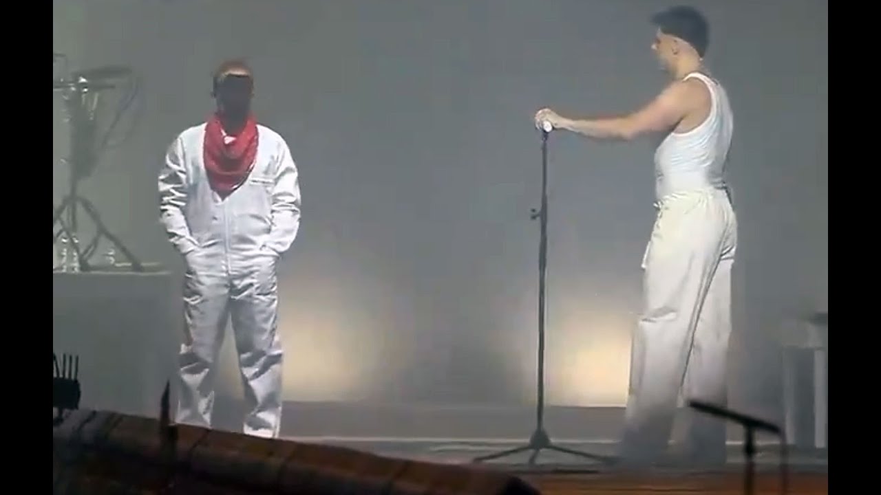 Vídeo del bertso de Jagoba Arrasate en el espectáculo 'Mitoaroa' de Zetak